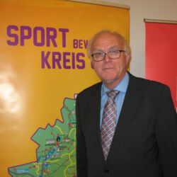 Hier eine alternative Textbeschreibung